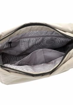 Suri Frey Holly - Schoudertas - Khaki 11 Suri Frey Holly - Schoudertas - Khaki -Suri Frey Verkoop 0e6c6f66aec043759e138a6ced975303