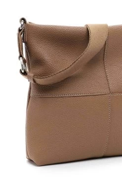 Suri Frey Tilly - Schoudertas - Darktaupe 14 Suri Frey Tilly - Schoudertas - Darktaupe -Suri Frey Verkoop 3dded12acd4f4e9a9e674267db0aa176