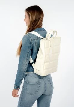 Suri Frey Bobby - Rugzak - White -Suri Frey Verkoop 7a8d03cd5e704f78b871aba5aed1ef04