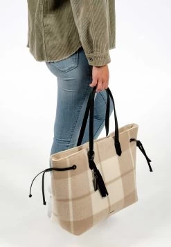 Suri Frey Miray - Shopper - Sand 10 Suri Frey Miray - Shopper - Sand -Suri Frey Verkoop 7fa7c99843894ad3b3c04708832fa5e9