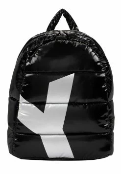 Suri Frey Melany - Rugzak - Black 11 Suri Frey Melany - Rugzak - Black -Suri Frey Verkoop 979a927a50eb4bc68db32addd8e086f3