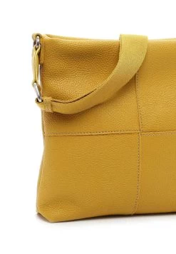 Suri Frey Tilly - Schoudertas - Mustard 14 Suri Frey Tilly - Schoudertas - Mustard -Suri Frey Verkoop 982712b3f9674219a98ca6bd4cd48976