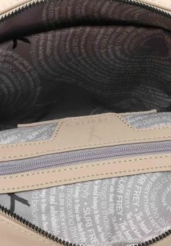 Suri Frey Sports Cody City 31 5 Cm - Rugzak - Sand 12 Suri Frey Sports Cody City 31 5 Cm - Rugzak - Sand -Suri Frey Verkoop a30ec5c14a494d42a463fce0d69d4d18