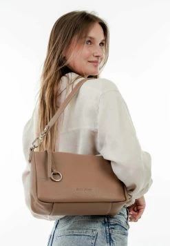 Suri Frey Debby - Handtas - Darktaupe 10 Suri Frey Debby - Handtas - Darktaupe -Suri Frey Verkoop becd77243eba4b1eb804f9d01a2d86c0