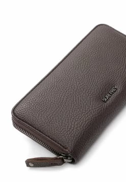 Suri Frey Kiky - Portemonnee - Brown 8 Suri Frey Kiky - Portemonnee - Brown -Suri Frey Verkoop c2fcf4586b8a4fdabe10fef7196e5833