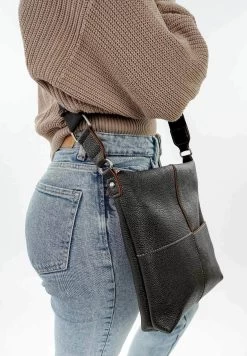 Suri Frey Tilly - Schoudertas - Brown 10 Suri Frey Tilly - Schoudertas - Brown -Suri Frey Verkoop fe9c2132aef44696a744430287c77cf0